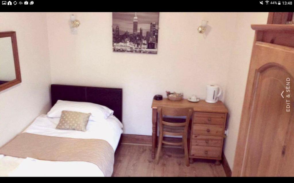 Dillwyn'S Hotel Pontardawe Zewnętrze zdjęcie
